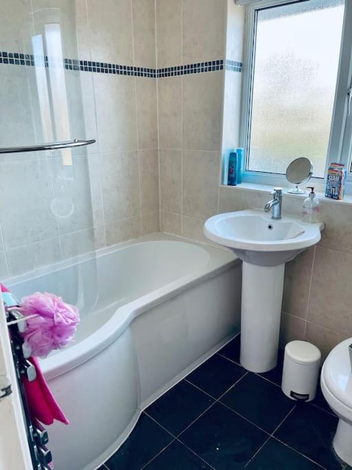 Cosy 3-bed House Kingston upon Hull
